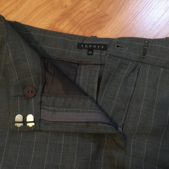 Theory pencil skirt (00) - Picture 2 of 7